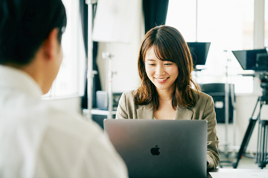 シフトラを使ってシフトを確認する様子